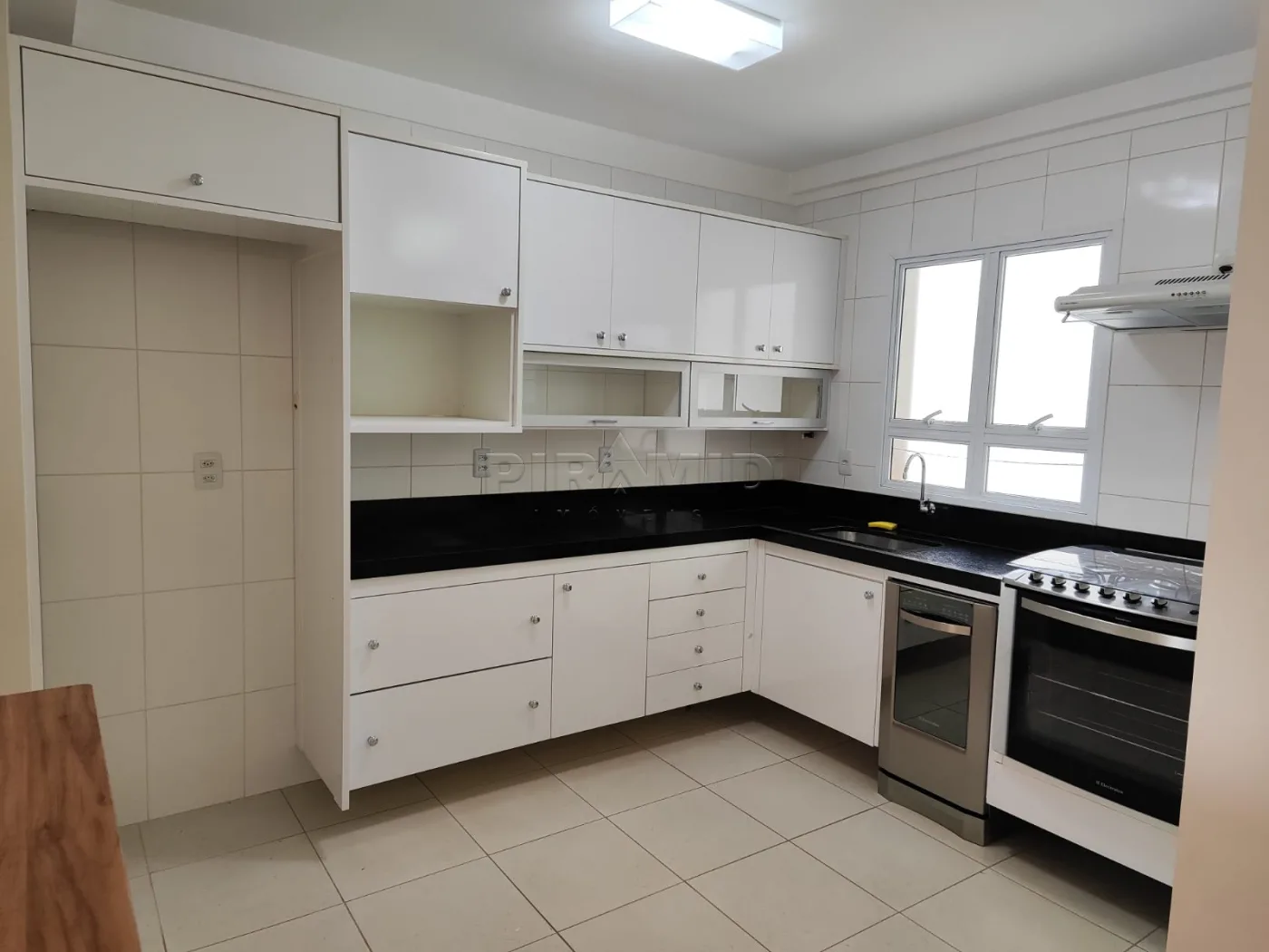 Alugar Apartamento / Padr&atilde;o em Ribeir&atilde;o Preto R$ 3.800,00 - Foto 22