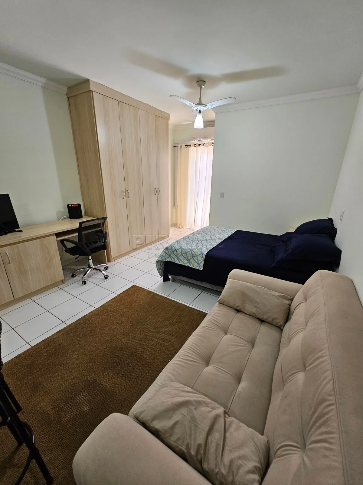 Alugar Apartamento / Padr&atilde;o em Ribeir&atilde;o Preto R$ 1.850,00 - Foto 3