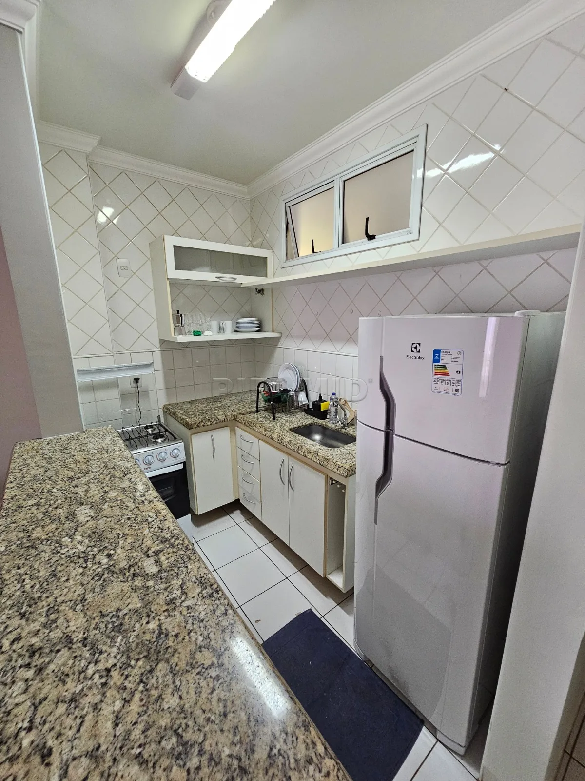 Alugar Apartamento / Padr&atilde;o em Ribeir&atilde;o Preto R$ 1.850,00 - Foto 9