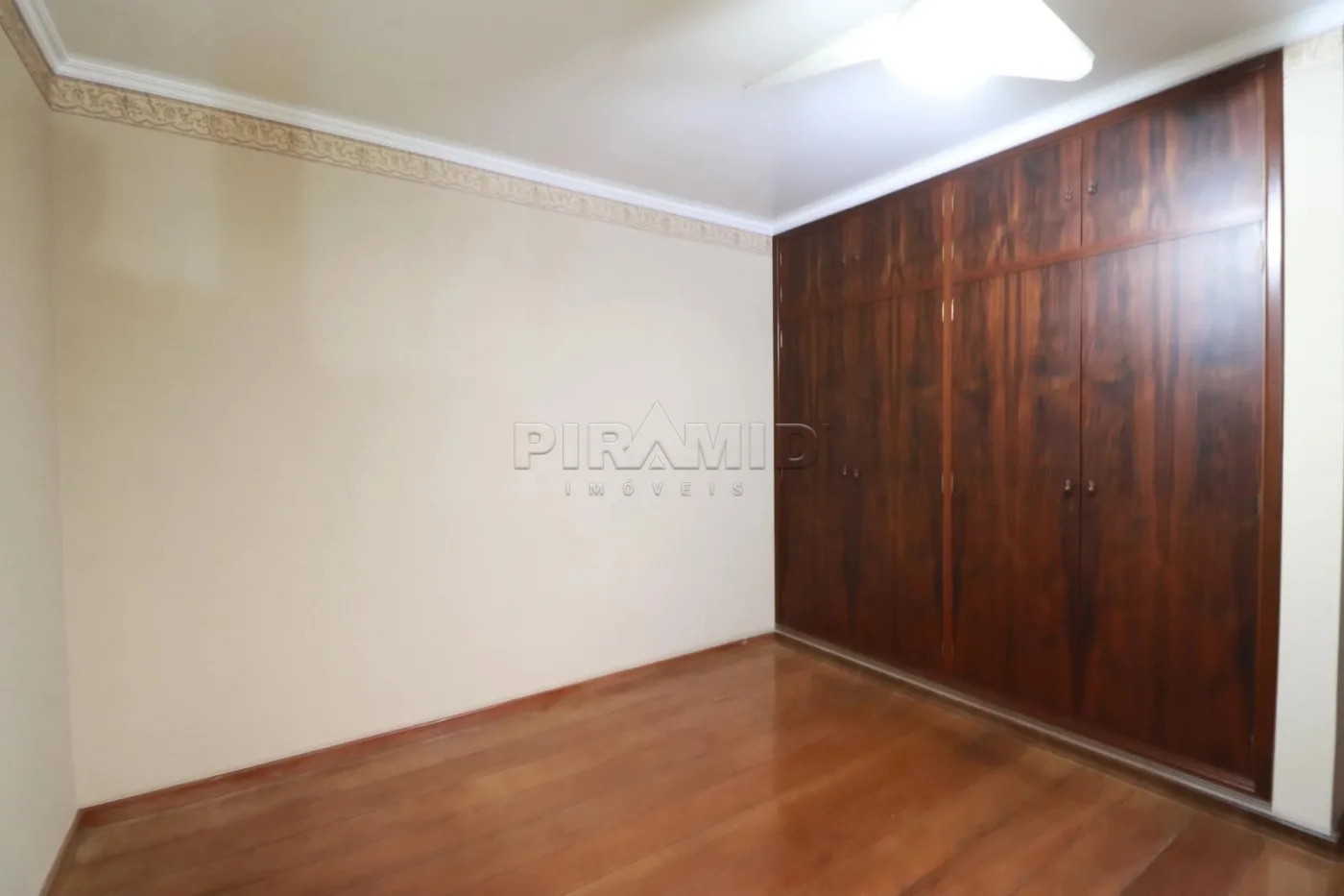 Alugar Casa / Padr&atilde;o em Ribeir&atilde;o Preto R$ 8.500,00 - Foto 12