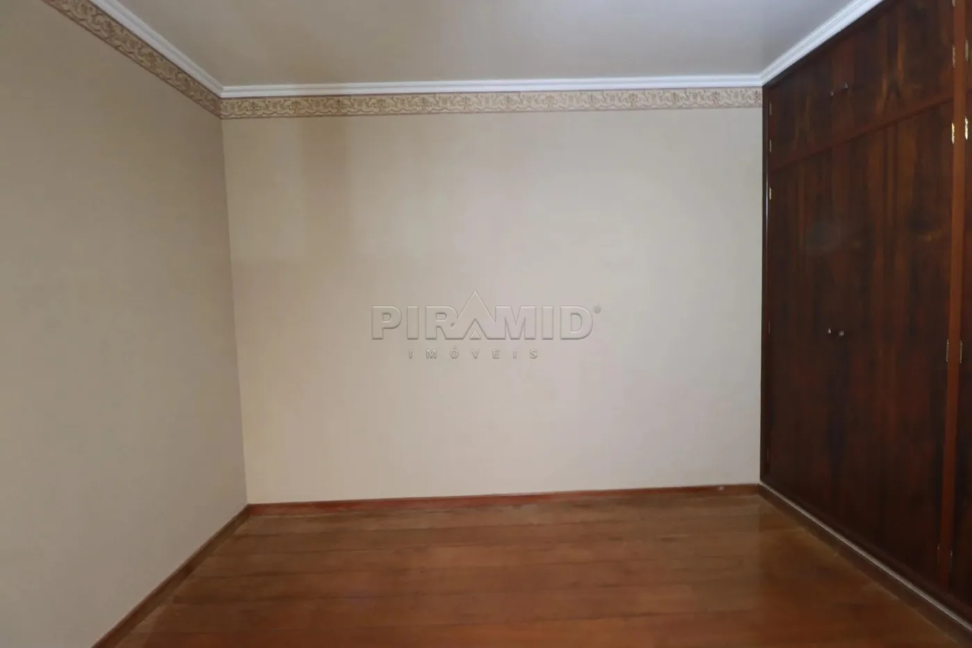 Alugar Casa / Padr&atilde;o em Ribeir&atilde;o Preto R$ 8.500,00 - Foto 13