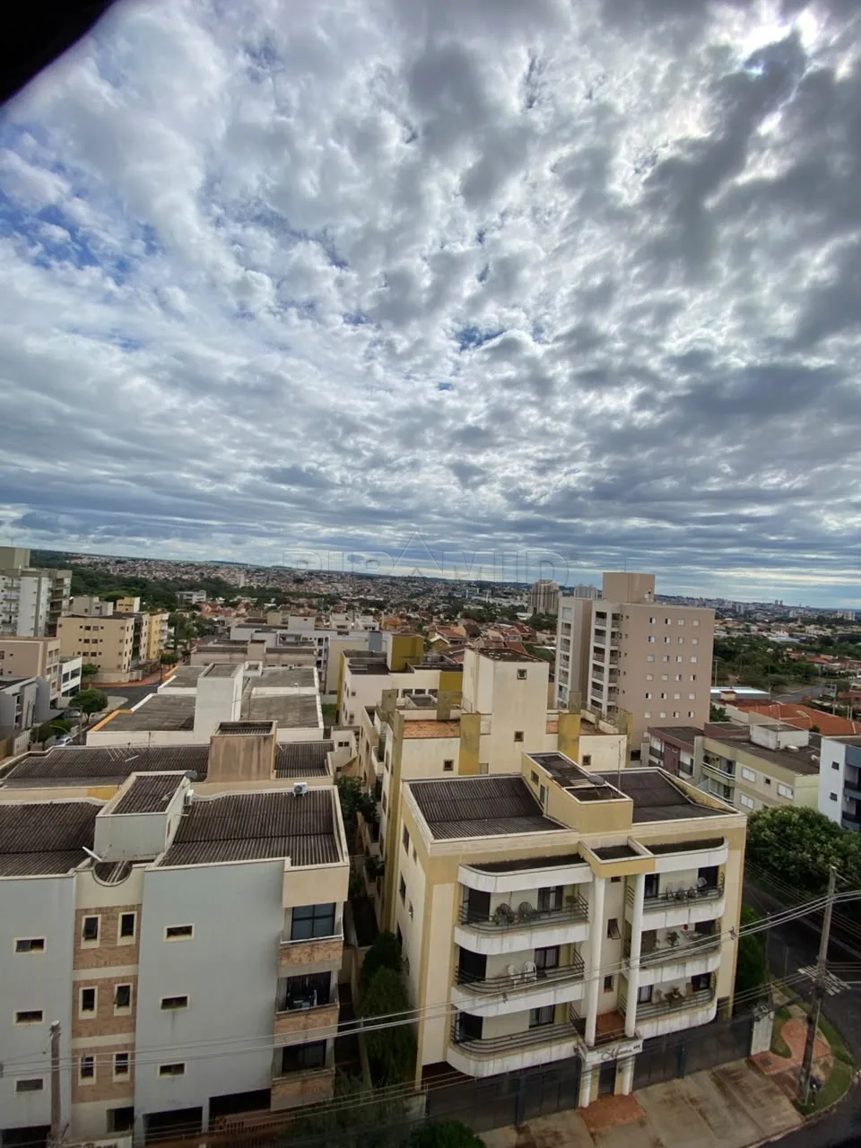 Alugar Apartamento / Padr&atilde;o em Ribeir&atilde;o Preto R$ 2.000,00 - Foto 10