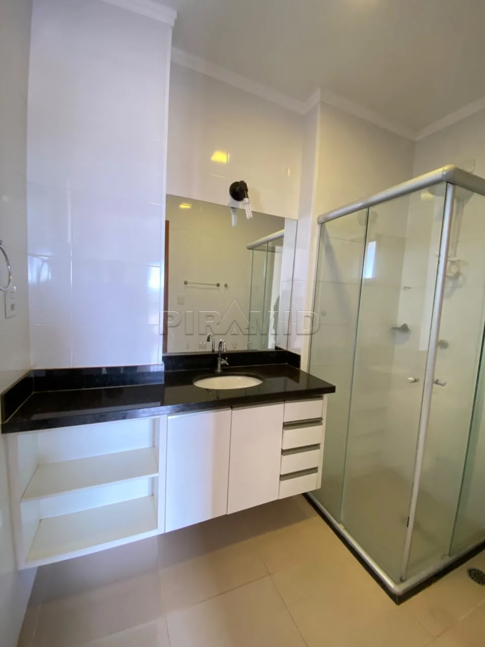 Alugar Apartamento / Padr&atilde;o em Ribeir&atilde;o Preto R$ 2.000,00 - Foto 15