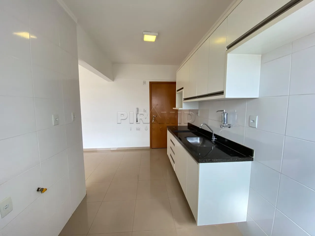 Alugar Apartamento / Padr&atilde;o em Ribeir&atilde;o Preto R$ 2.000,00 - Foto 16