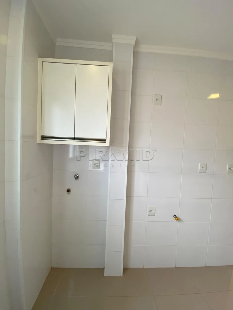 Alugar Apartamento / Padr&atilde;o em Ribeir&atilde;o Preto R$ 2.000,00 - Foto 17