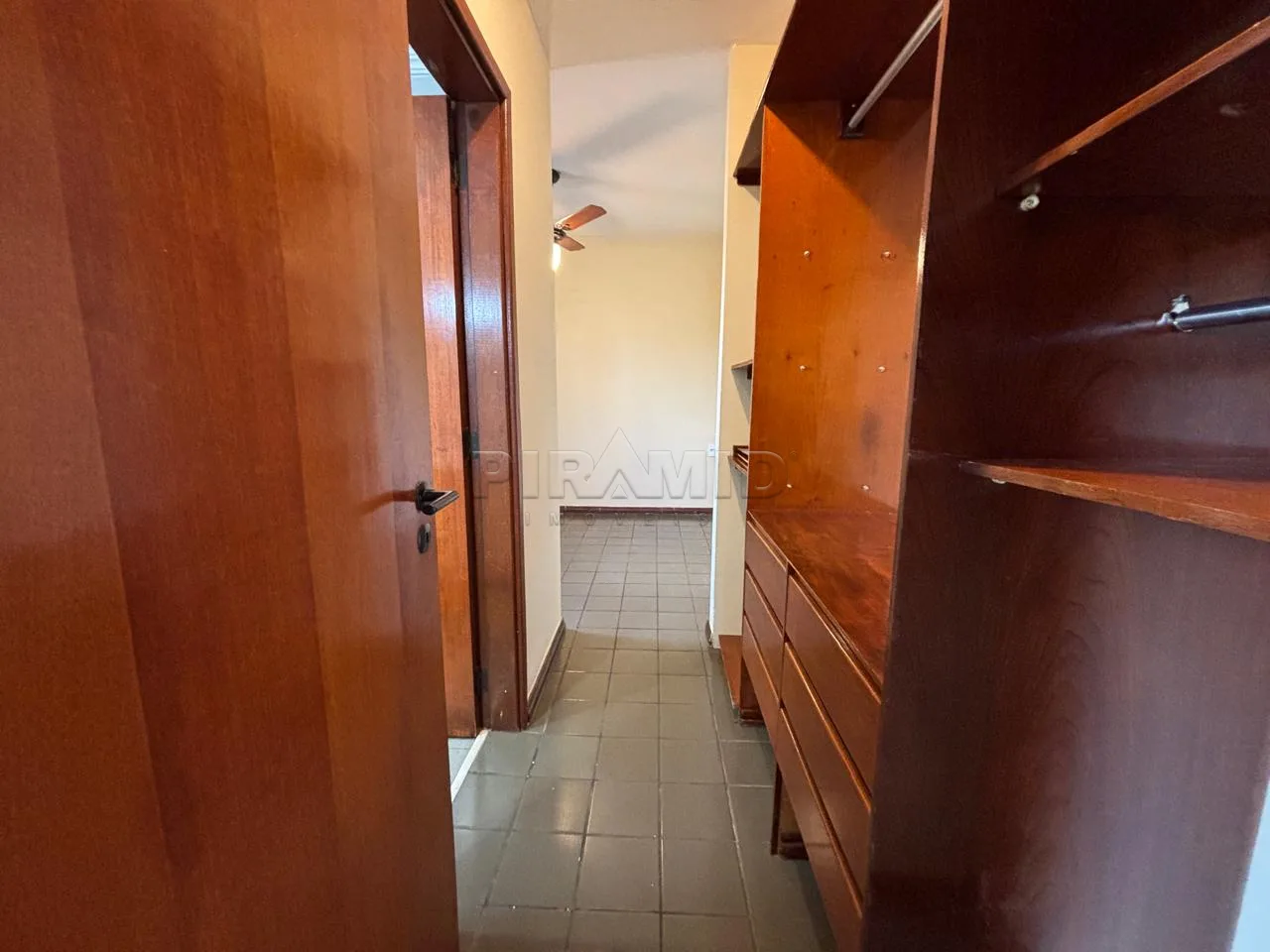 Alugar Apartamento / Padr&atilde;o em Ribeir&atilde;o Preto R$ 1.070,00 - Foto 7