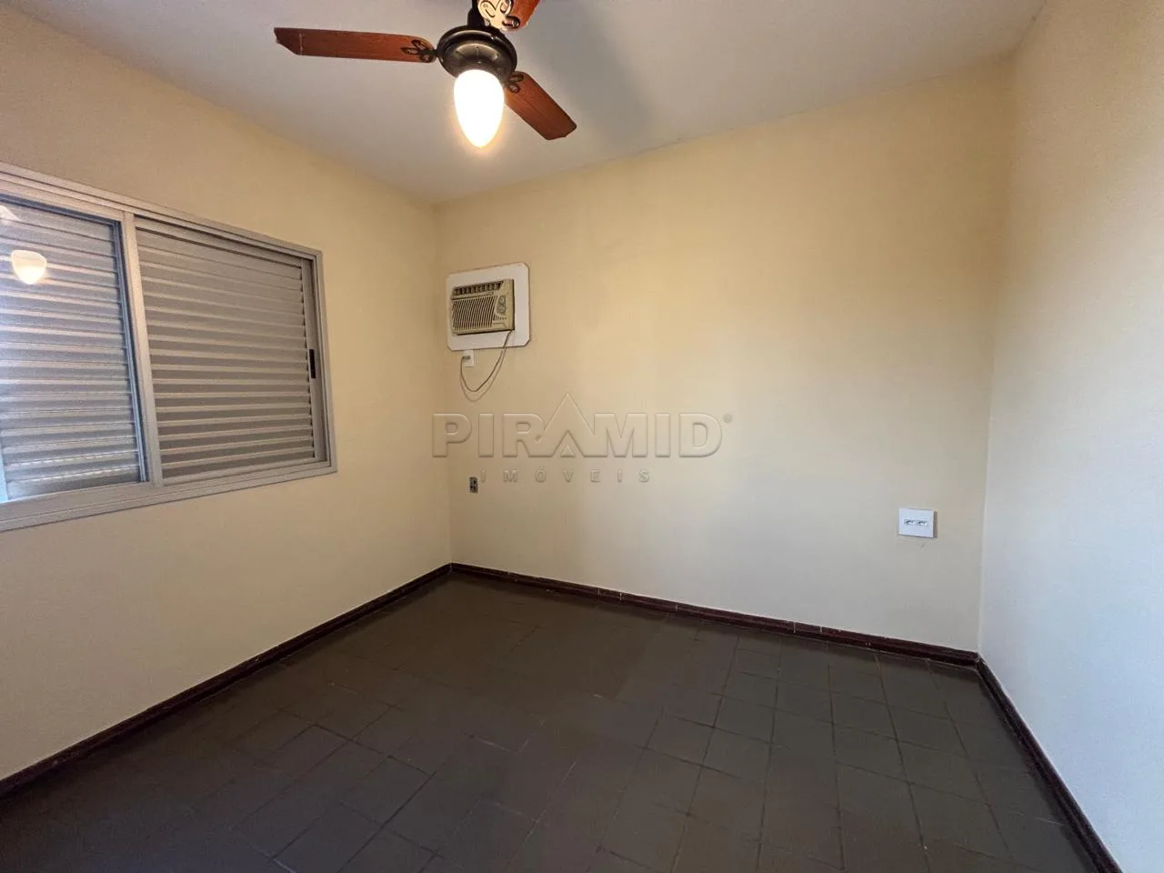 Alugar Apartamento / Padr&atilde;o em Ribeir&atilde;o Preto R$ 1.070,00 - Foto 9
