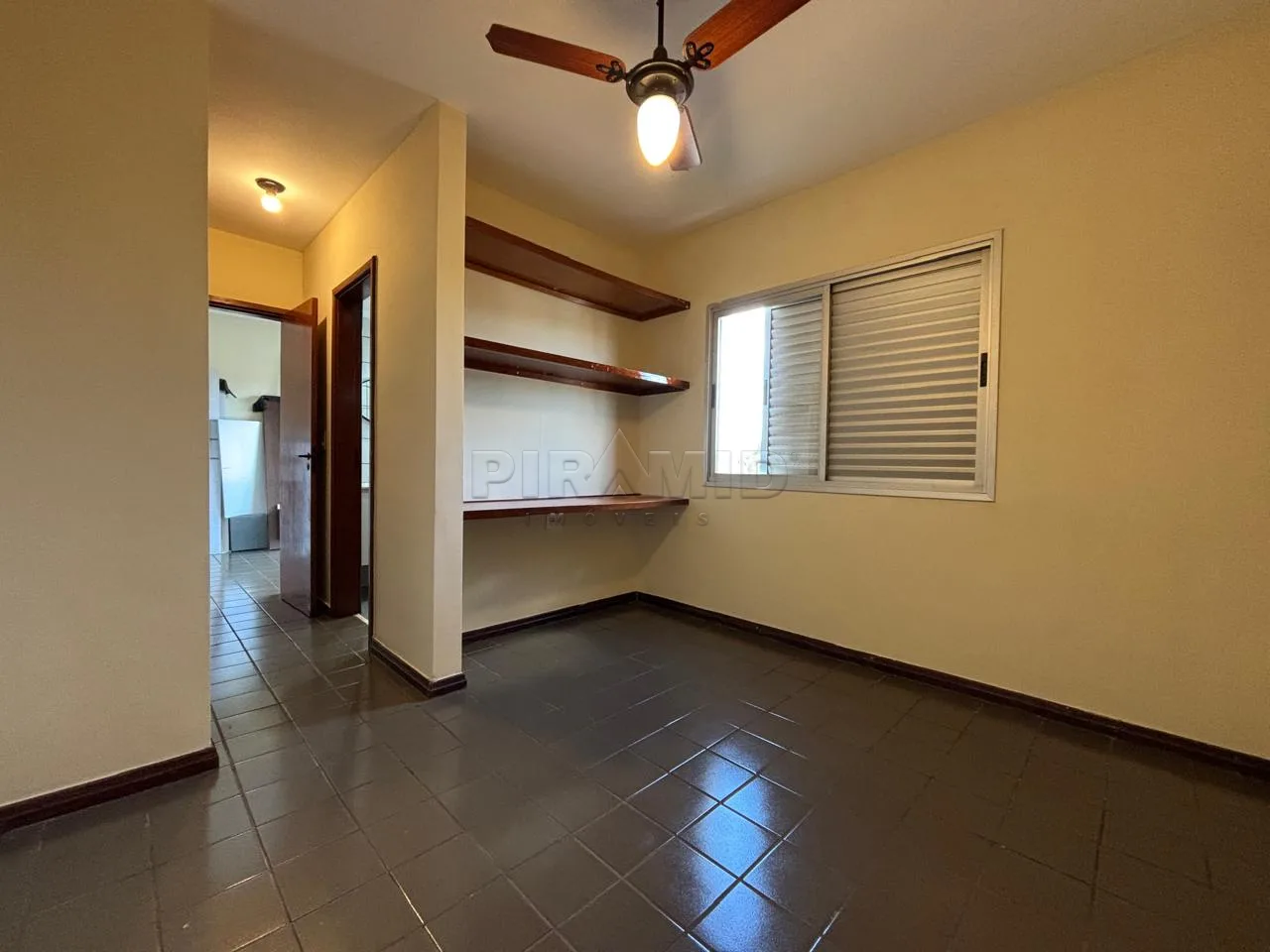 Alugar Apartamento / Padr&atilde;o em Ribeir&atilde;o Preto R$ 1.070,00 - Foto 8