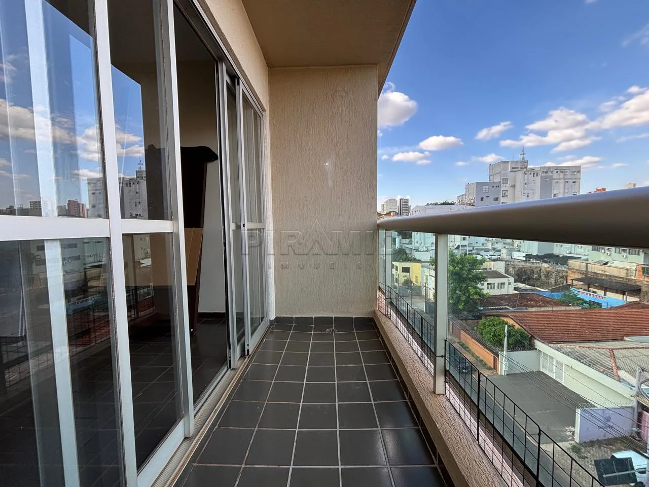 Alugar Apartamento / Padr&atilde;o em Ribeir&atilde;o Preto R$ 1.070,00 - Foto 3