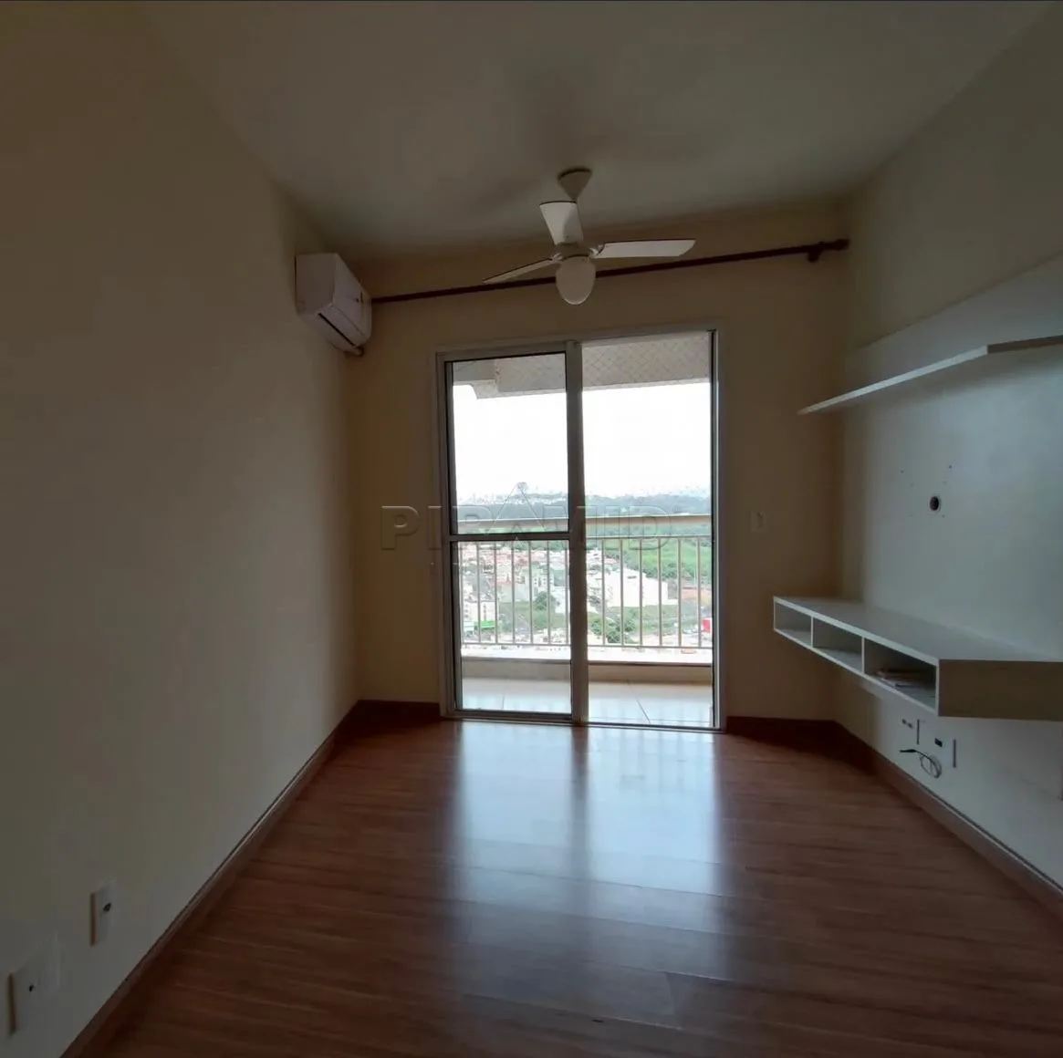 Alugar Apartamento / Padr&atilde;o em Ribeir&atilde;o Preto R$ 1.200,00 - Foto 2