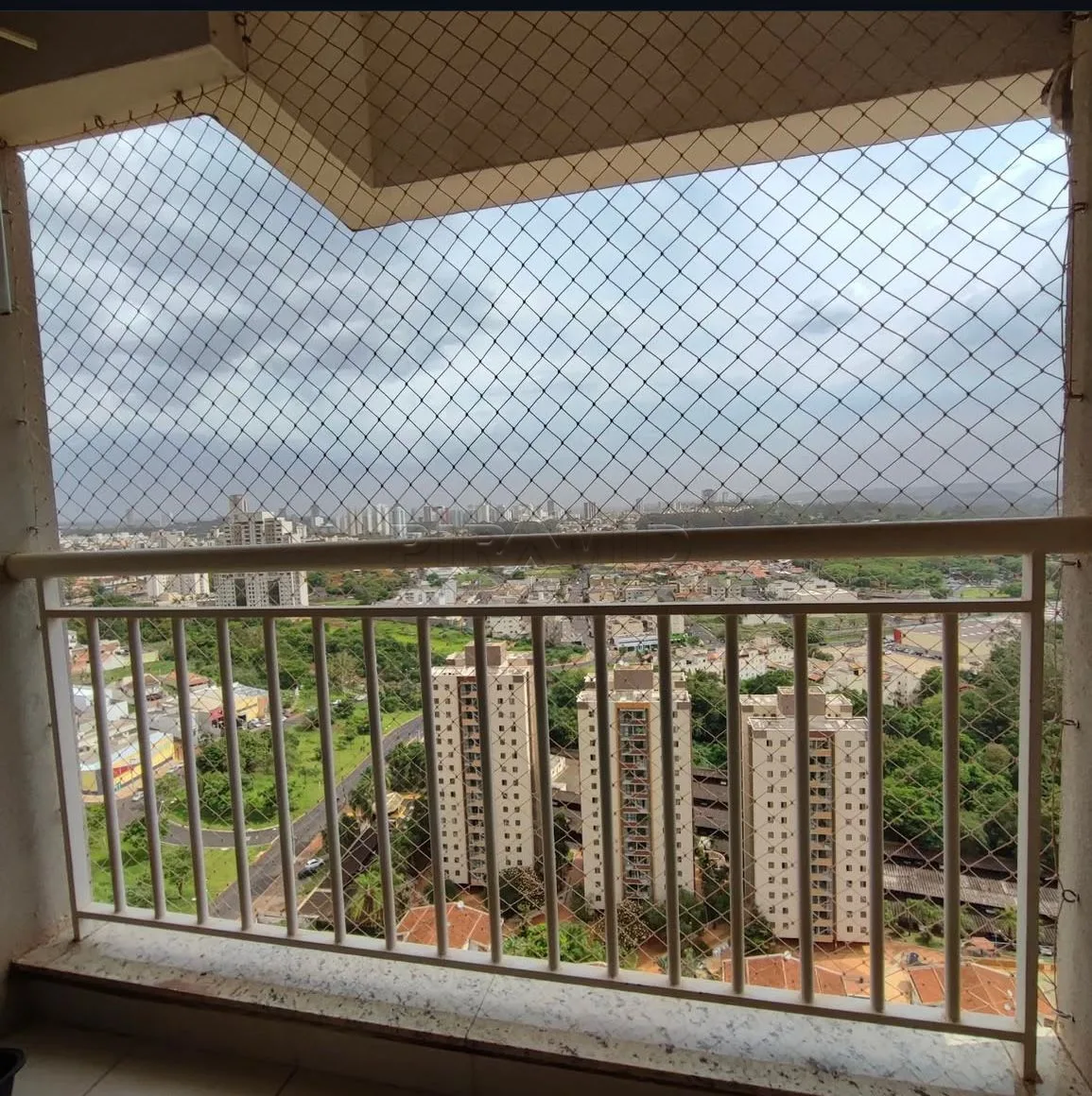 Alugar Apartamento / Padr&atilde;o em Ribeir&atilde;o Preto R$ 1.200,00 - Foto 4