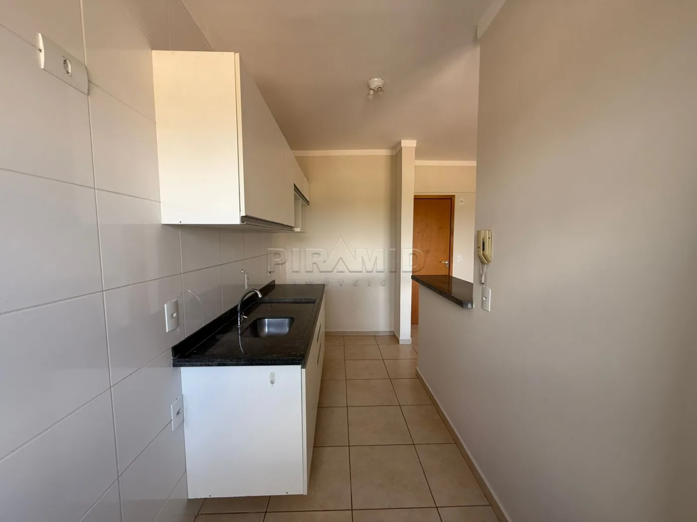 Alugar Apartamento / Padr&atilde;o em Ribeir&atilde;o Preto R$ 1.300,00 - Foto 6