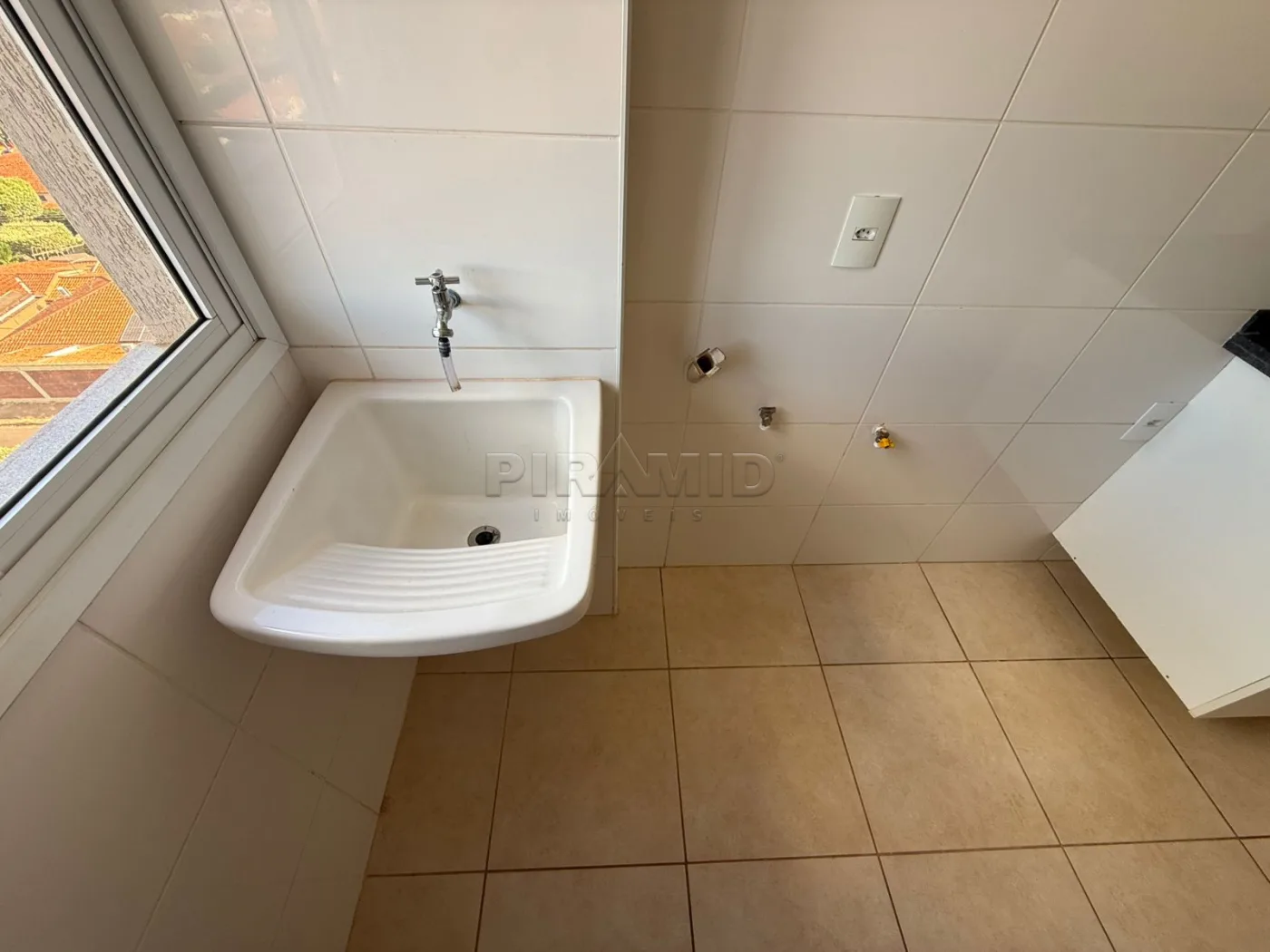 Alugar Apartamento / Padr&atilde;o em Ribeir&atilde;o Preto R$ 1.300,00 - Foto 8