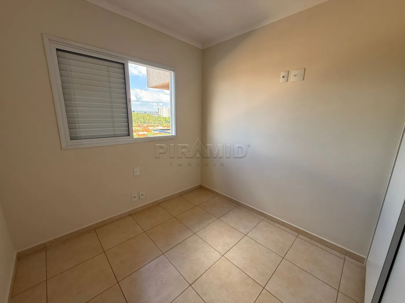 Alugar Apartamento / Padr&atilde;o em Ribeir&atilde;o Preto R$ 1.300,00 - Foto 14