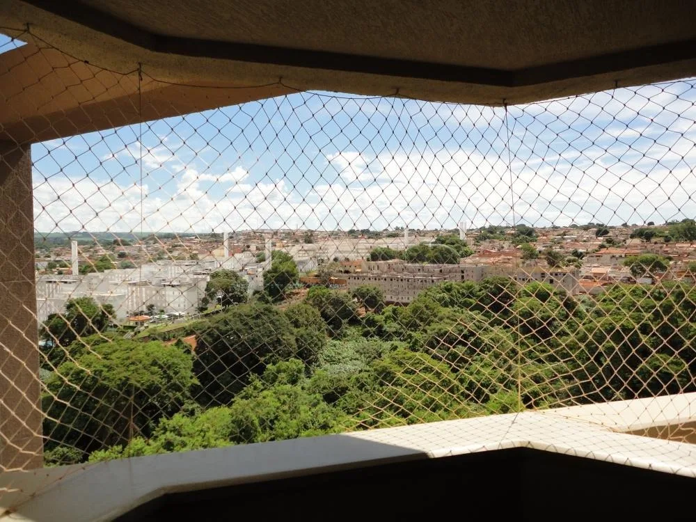 Alugar Apartamento / Padr&atilde;o em Ribeir&atilde;o Preto R$ 2.000,00 - Foto 3