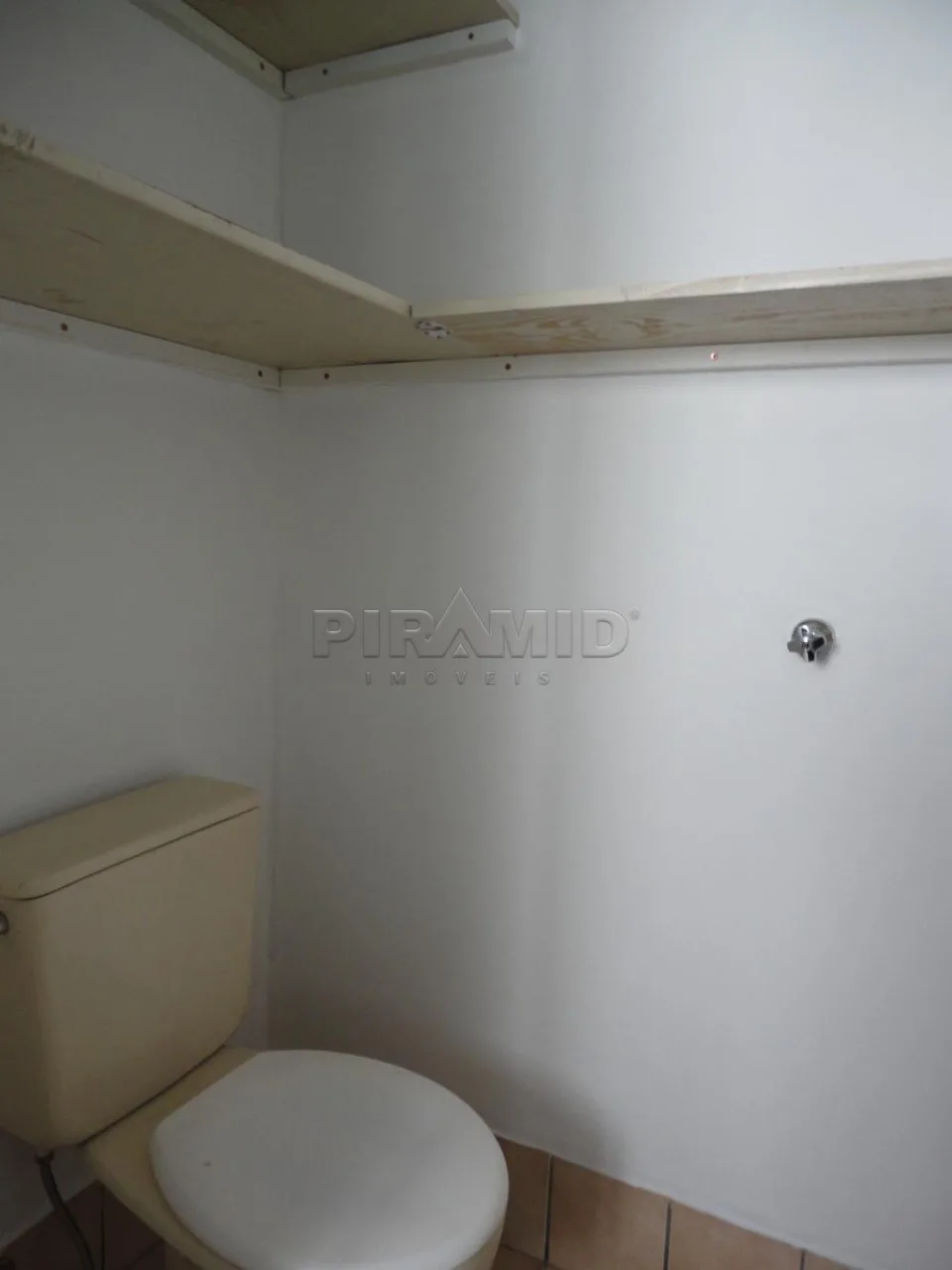 Alugar Apartamento / Padr&atilde;o em Ribeir&atilde;o Preto R$ 2.000,00 - Foto 17