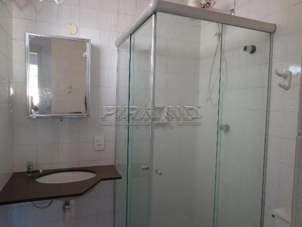 Alugar Apartamento / Padr&atilde;o em Ribeir&atilde;o Preto R$ 600,00 - Foto 17