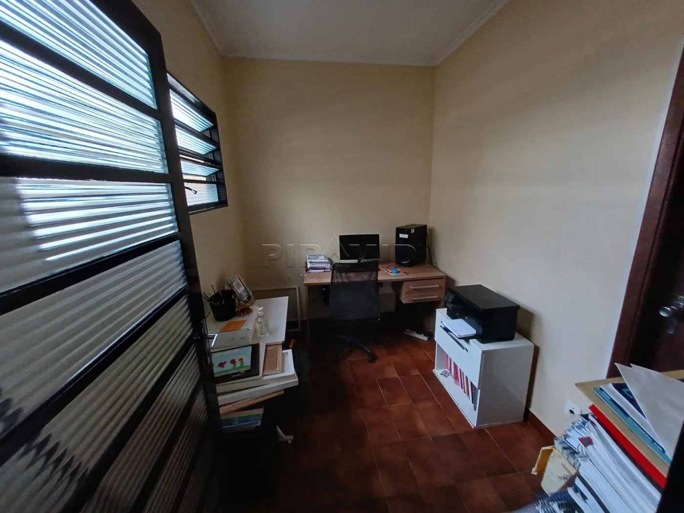 Alugar Casa / Padr&atilde;o em Ribeir&atilde;o Preto R$ 1.800,00 - Foto 18