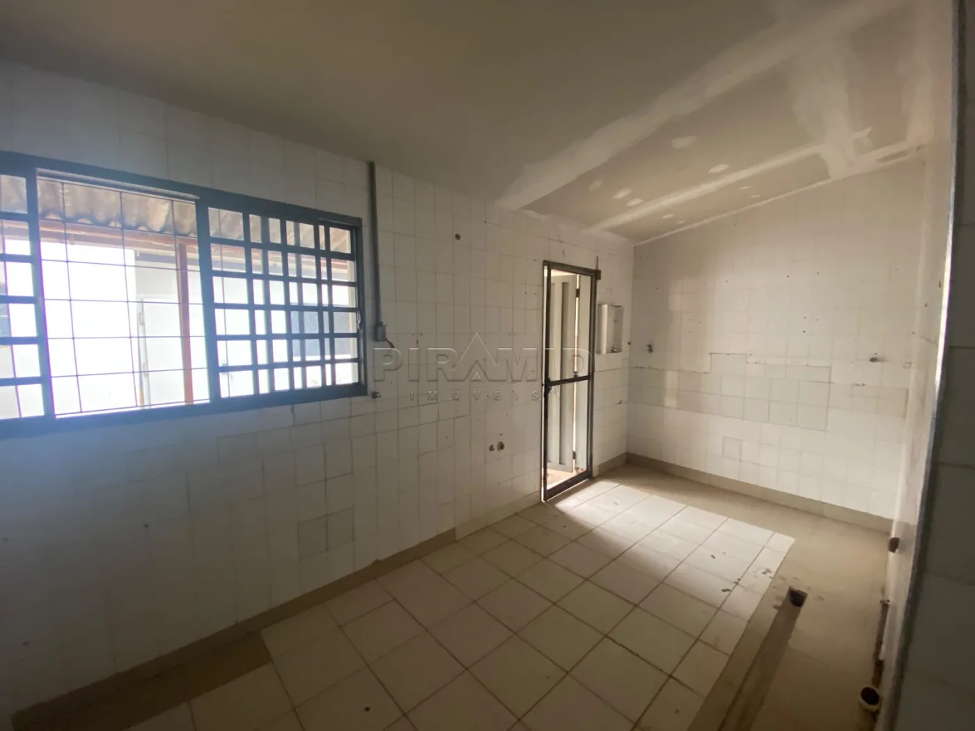 Alugar Comercial / Sal&atilde;o em Ribeir&atilde;o Preto R$ 4.500,00 - Foto 16