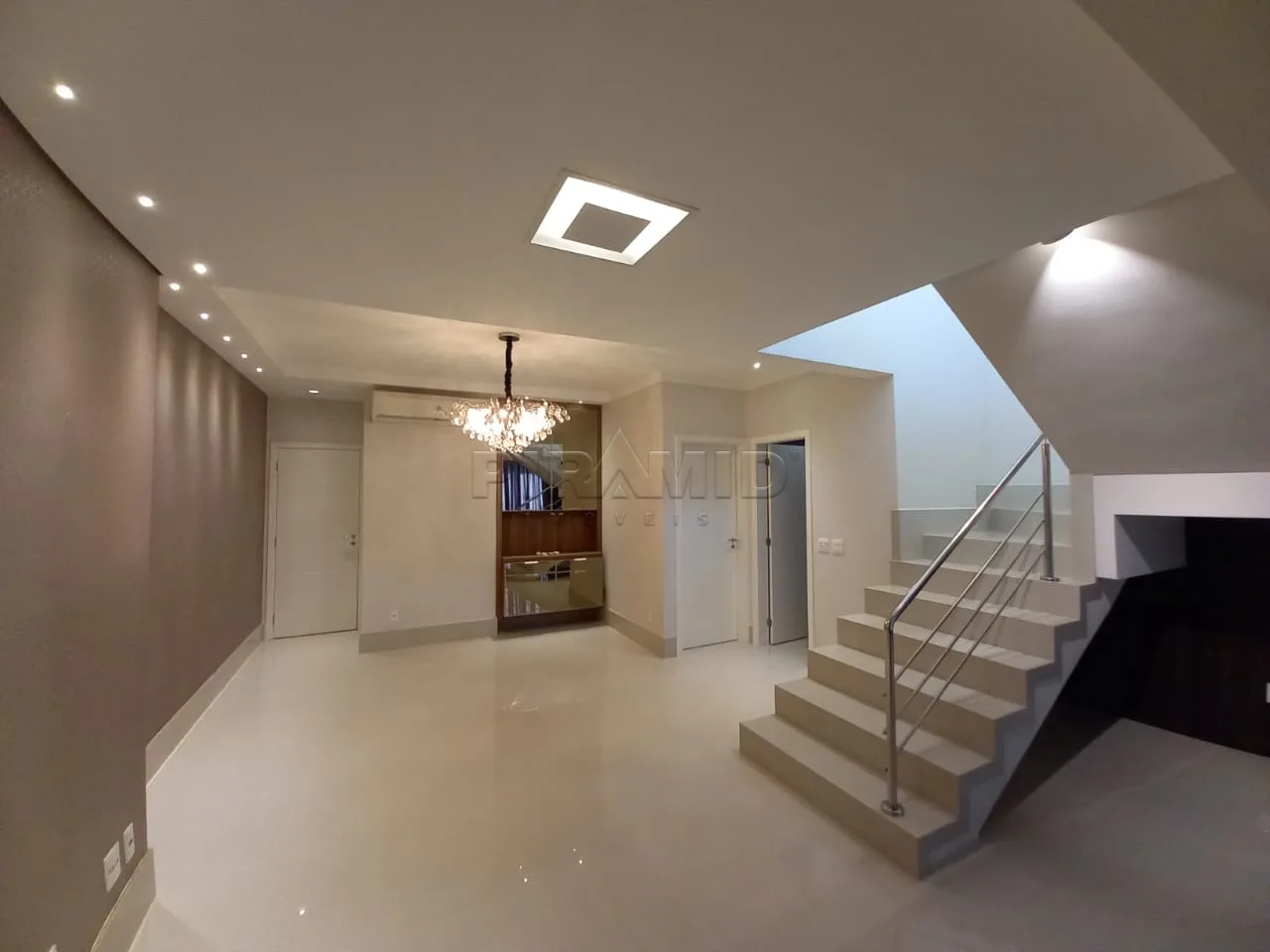 Alugar Apartamento / Cobertura em Ribeir&atilde;o Preto R$ 8.000,00 - Foto 1