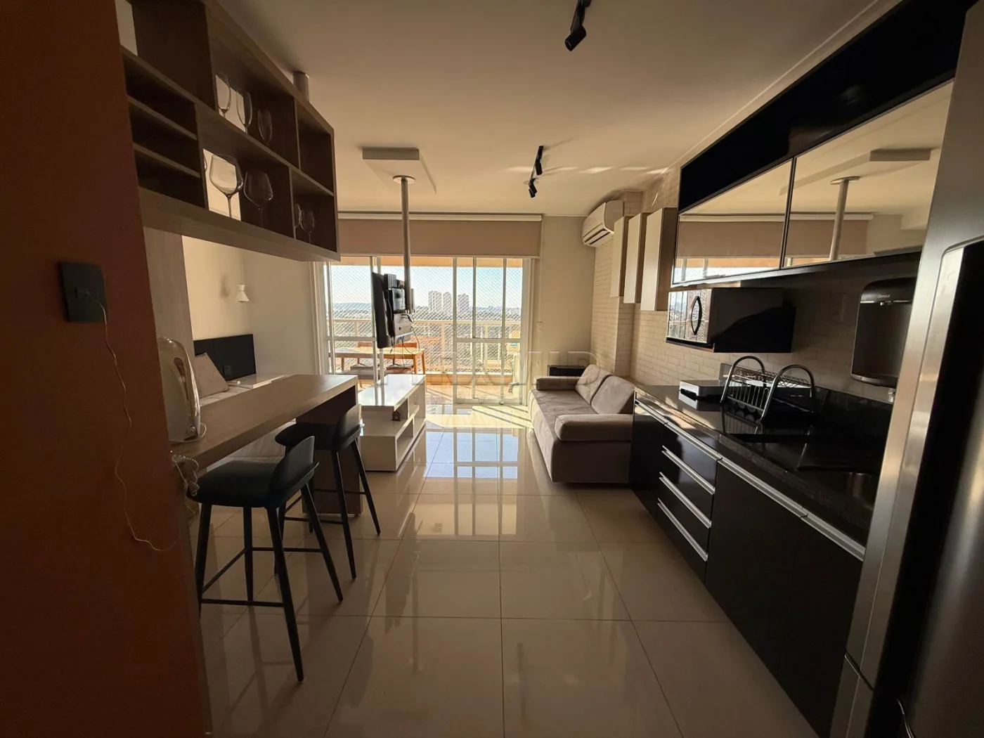 Alugar Apartamento / Flat em Ribeir&atilde;o Preto R$ 2.945,00 - Foto 2