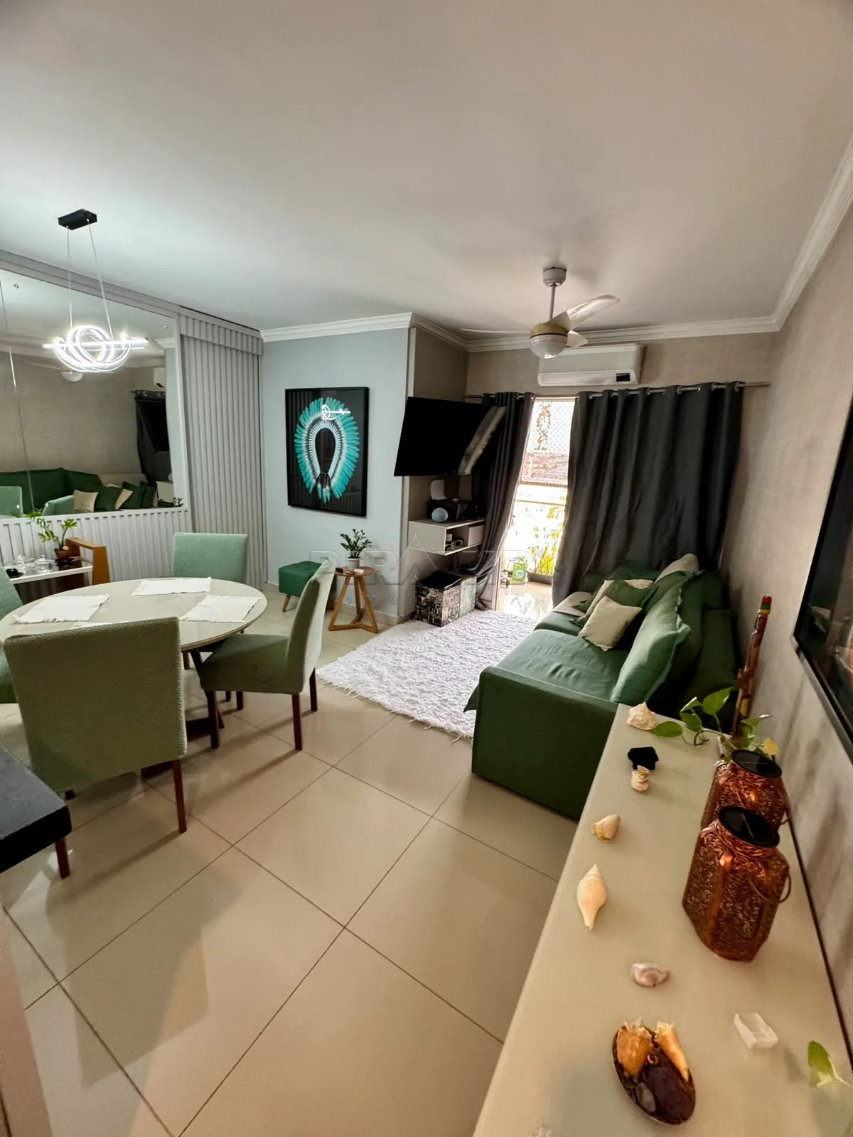 Alugar Apartamento / Padr&atilde;o em Ribeir&atilde;o Preto R$ 1.450,00 - Foto 2