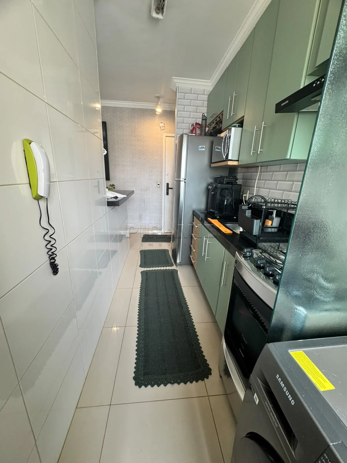 Alugar Apartamento / Padr&atilde;o em Ribeir&atilde;o Preto R$ 1.450,00 - Foto 17