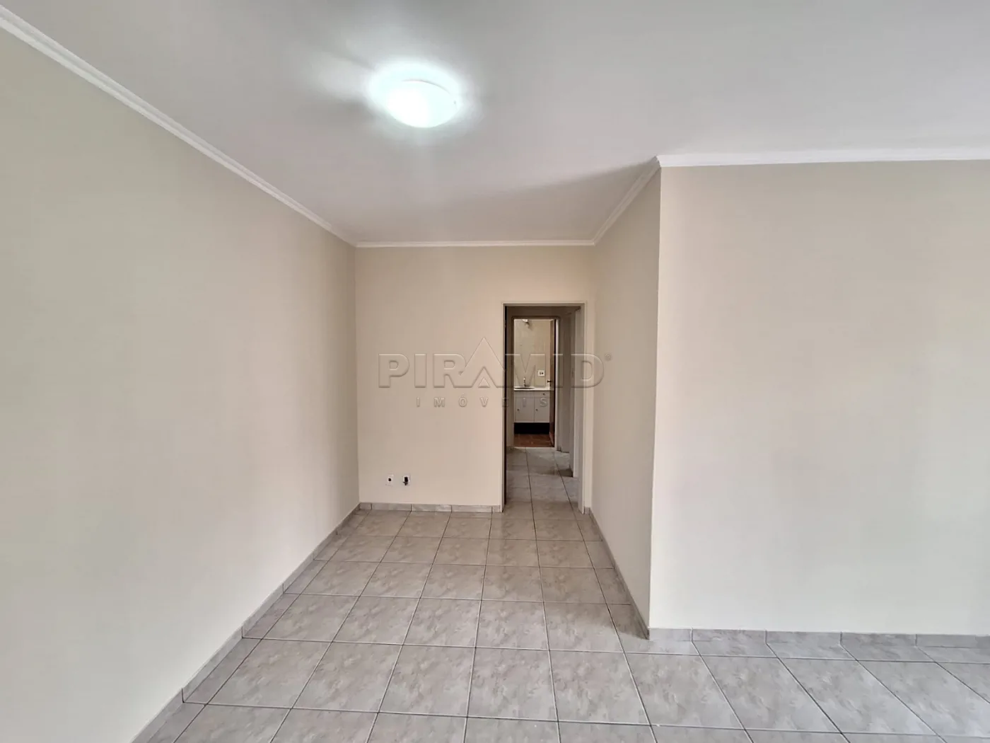Alugar Apartamento / Padr&atilde;o em Ribeir&atilde;o Preto R$ 1.300,00 - Foto 3