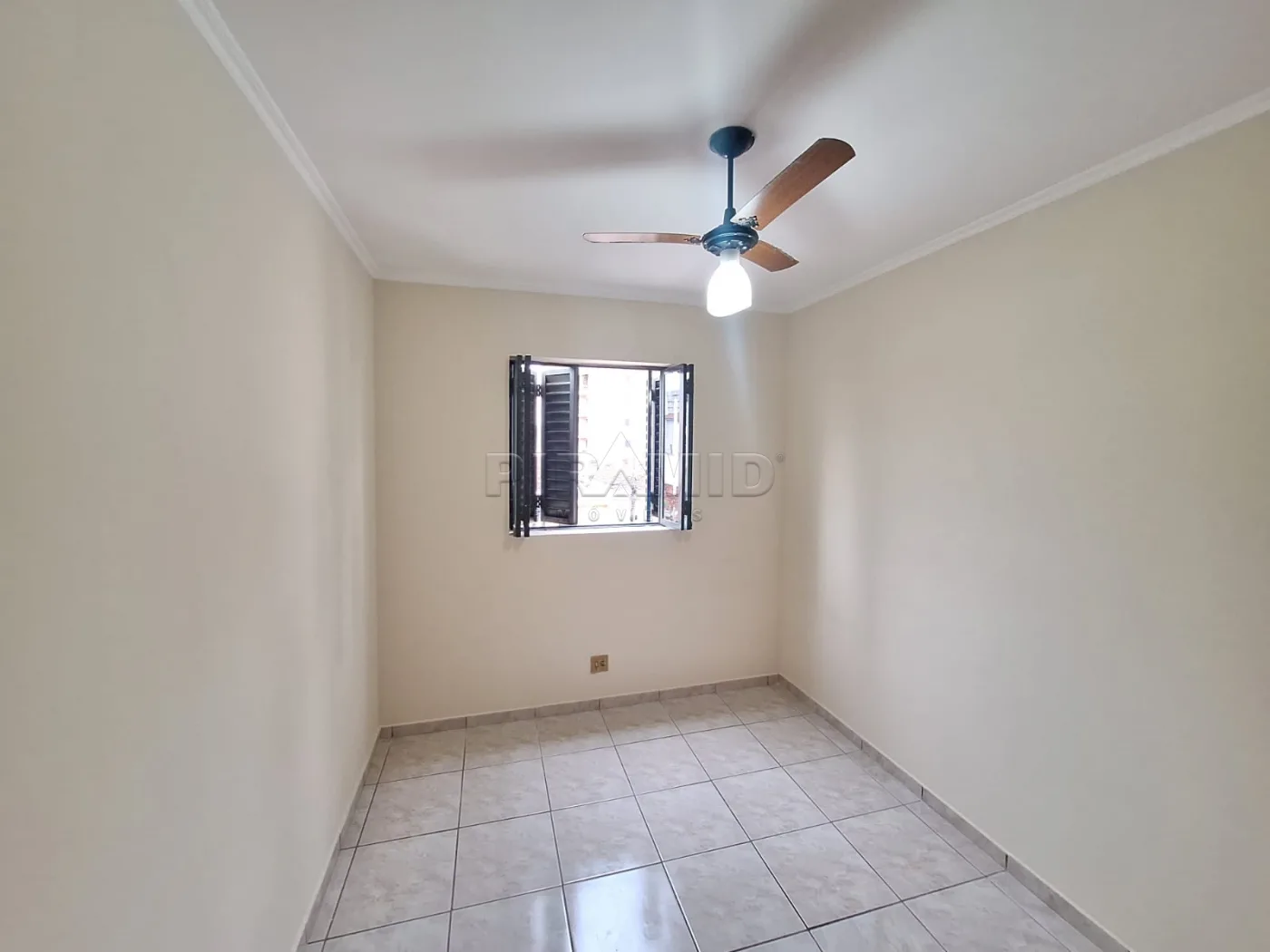 Alugar Apartamento / Padr&atilde;o em Ribeir&atilde;o Preto R$ 1.300,00 - Foto 5
