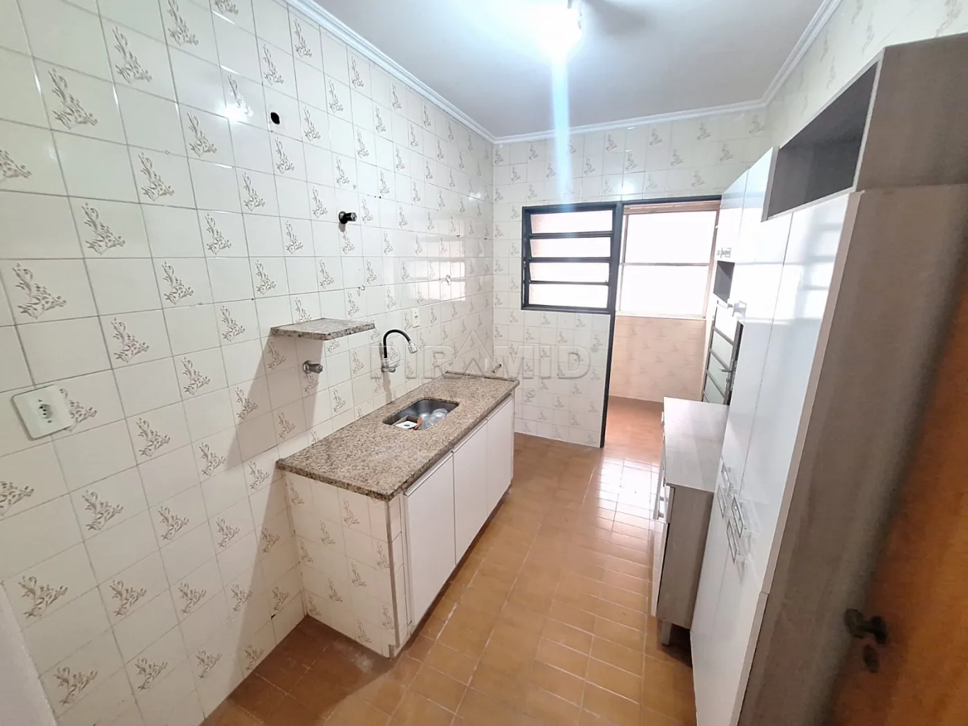 Alugar Apartamento / Padr&atilde;o em Ribeir&atilde;o Preto R$ 1.300,00 - Foto 15