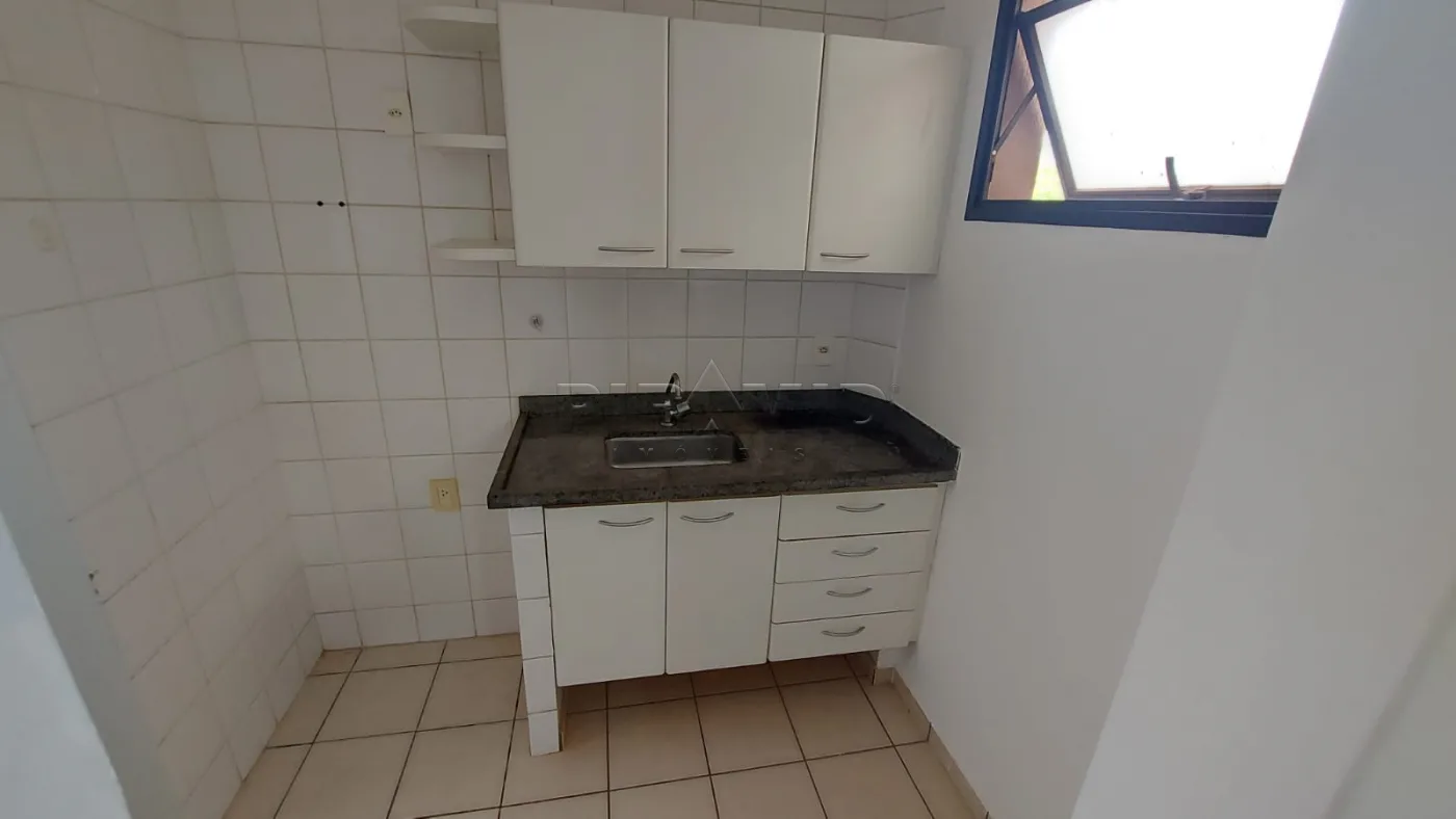 Alugar Apartamento / Padr&atilde;o em Ribeir&atilde;o Preto R$ 1.800,00 - Foto 4