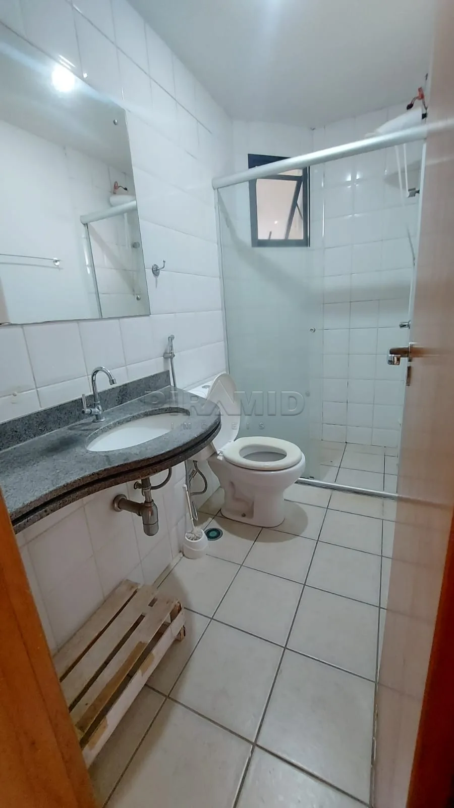 Alugar Apartamento / Padr&atilde;o em Ribeir&atilde;o Preto R$ 1.800,00 - Foto 8