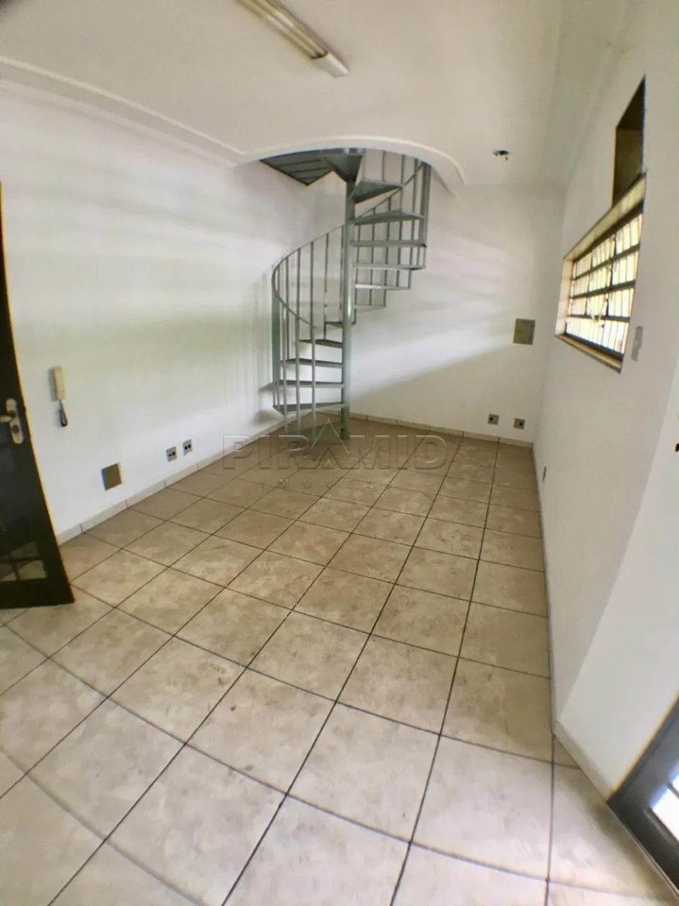 Alugar Comercial / Sal&atilde;o em Ribeir&atilde;o Preto R$ 4.700,00 - Foto 1