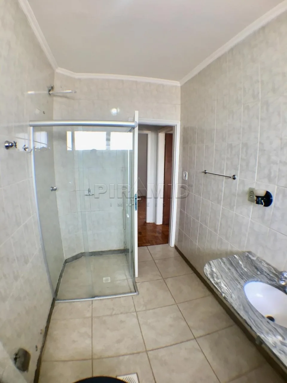 Alugar Comercial / Sal&atilde;o em Ribeir&atilde;o Preto R$ 4.700,00 - Foto 3
