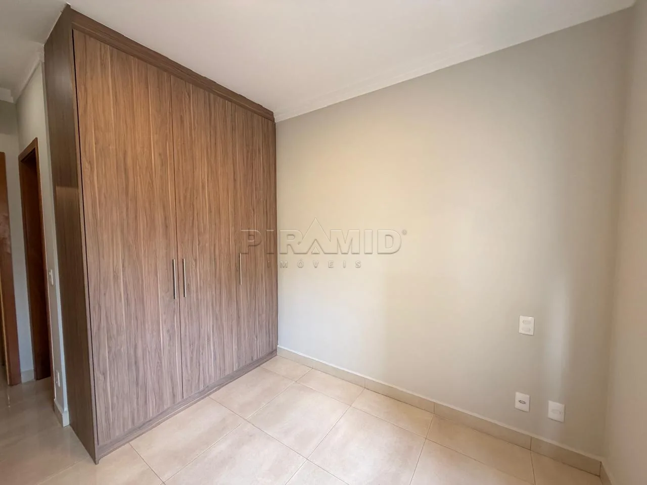 Alugar Apartamento / Padr&atilde;o em Ribeir&atilde;o Preto R$ 6.000,00 - Foto 13