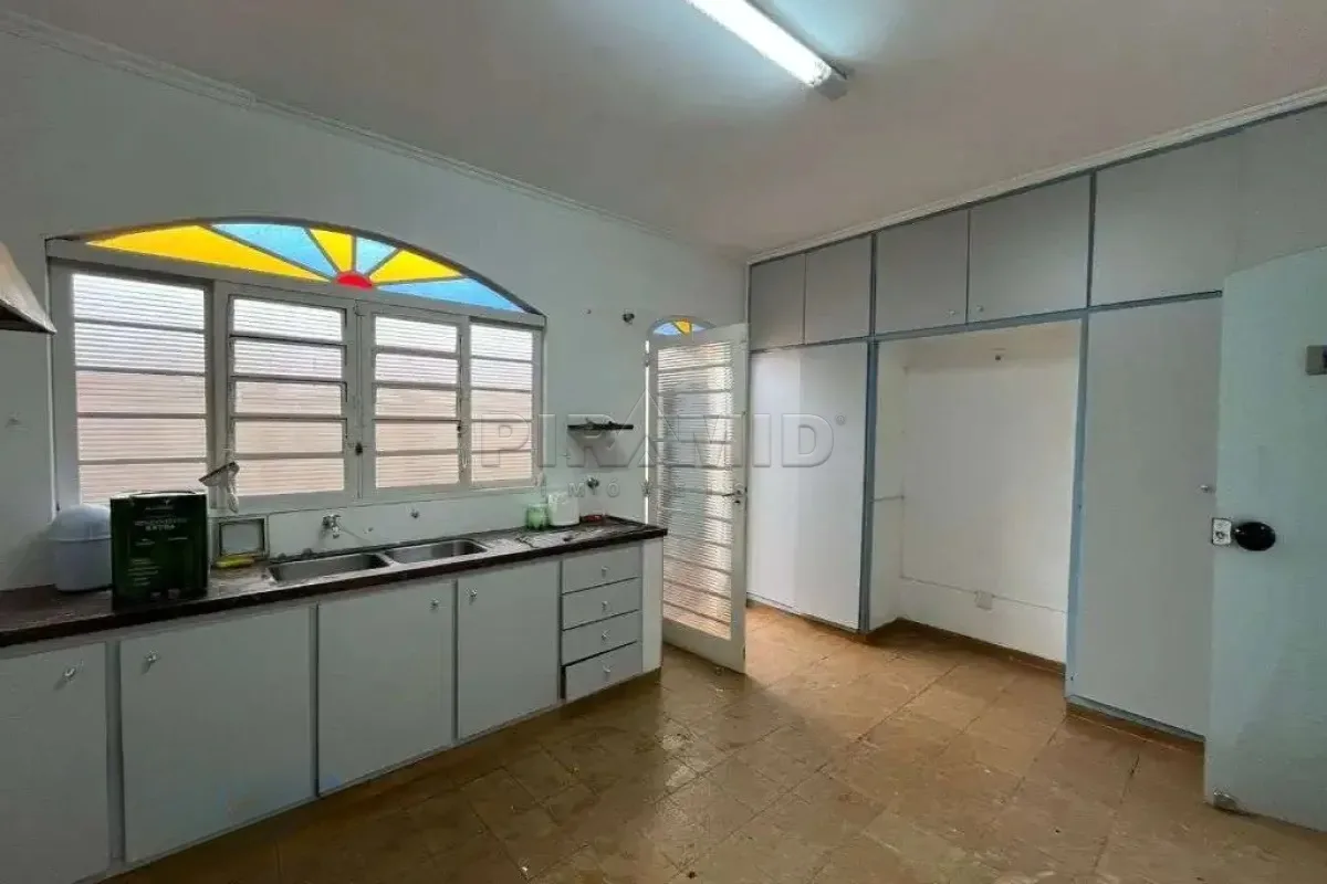 Alugar Casa / Padr&atilde;o em Ribeir&atilde;o Preto R$ 3.000,00 - Foto 6