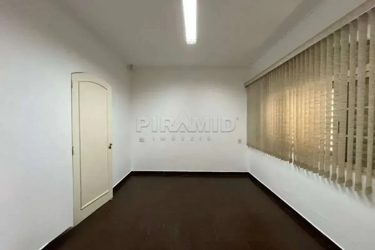Alugar Casa / Padr&atilde;o em Ribeir&atilde;o Preto R$ 3.000,00 - Foto 8