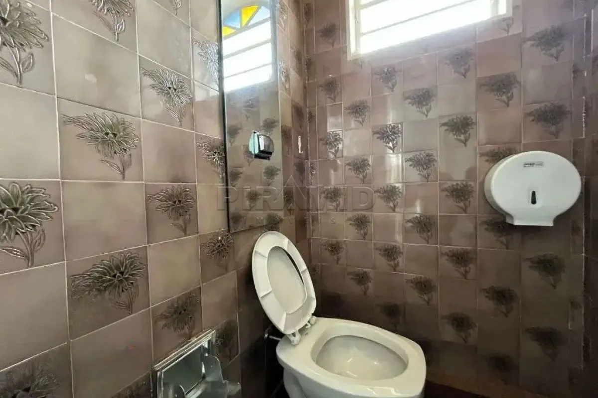 Alugar Casa / Padr&atilde;o em Ribeir&atilde;o Preto R$ 3.000,00 - Foto 14
