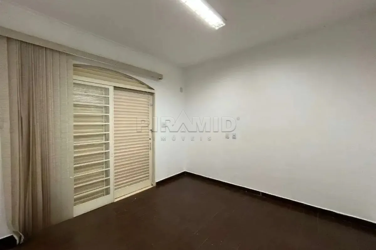 Alugar Casa / Padr&atilde;o em Ribeir&atilde;o Preto R$ 3.000,00 - Foto 17
