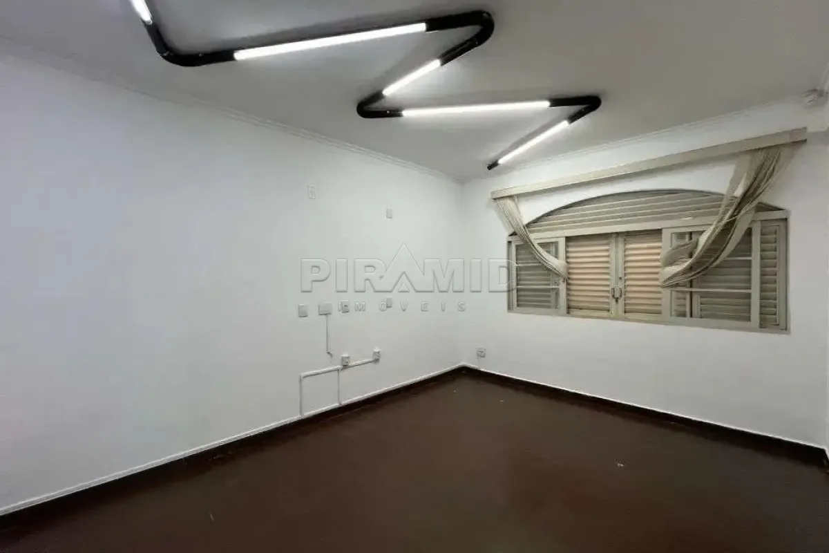 Alugar Casa / Padr&atilde;o em Ribeir&atilde;o Preto R$ 3.000,00 - Foto 18