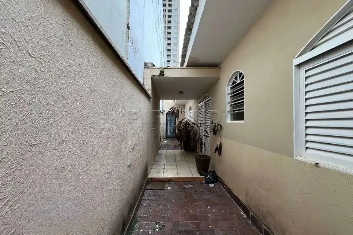 Alugar Casa / Padr&atilde;o em Ribeir&atilde;o Preto R$ 3.000,00 - Foto 22