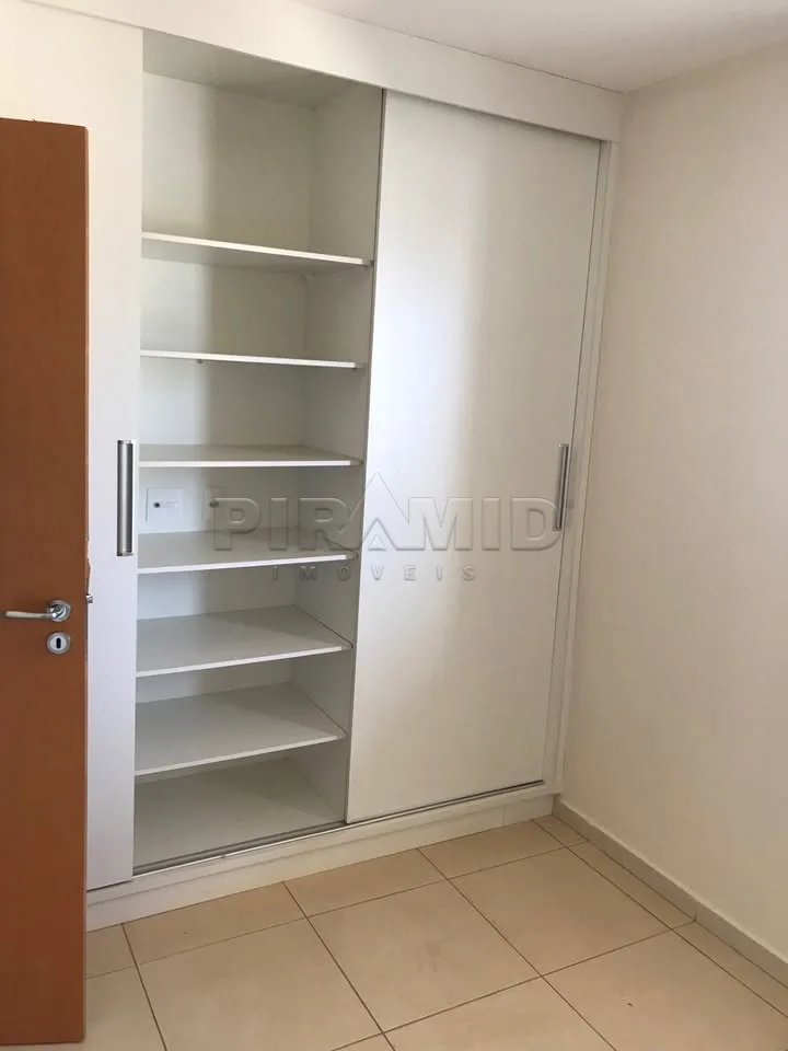 Alugar Apartamento / Padr&atilde;o em Ribeir&atilde;o Preto R$ 1.800,00 - Foto 7