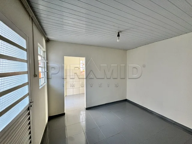 Alugar Casa / Padr&atilde;o em Ribeir&atilde;o Preto R$ 850,00 - Foto 5