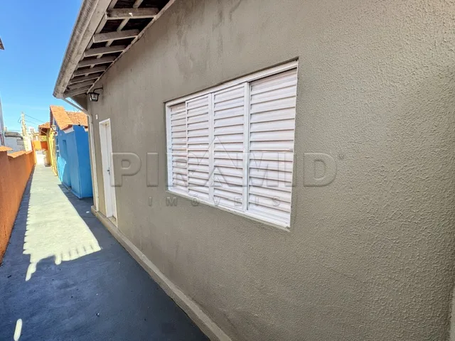 Alugar Casa / Padr&atilde;o em Ribeir&atilde;o Preto R$ 850,00 - Foto 2
