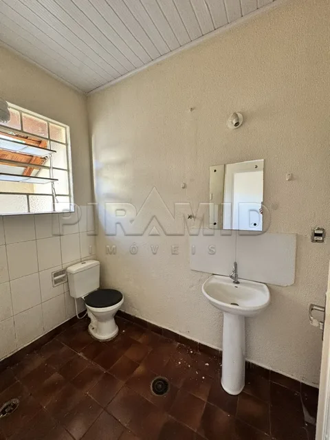 Alugar Casa / Padr&atilde;o em Ribeir&atilde;o Preto R$ 850,00 - Foto 6