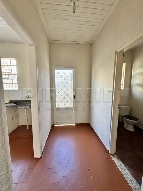 Alugar Casa / Padr&atilde;o em Ribeir&atilde;o Preto R$ 850,00 - Foto 7
