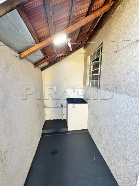 Alugar Casa / Padr&atilde;o em Ribeir&atilde;o Preto R$ 850,00 - Foto 10