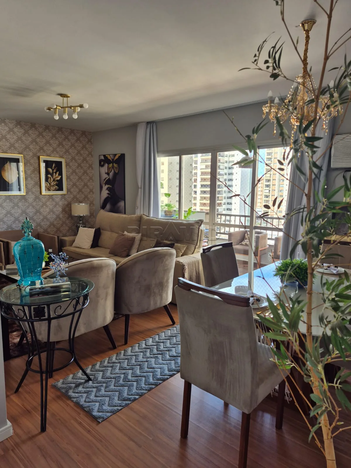 Alugar Apartamento / Padr&atilde;o em Ribeir&atilde;o Preto R$ 1.100,00 - Foto 2