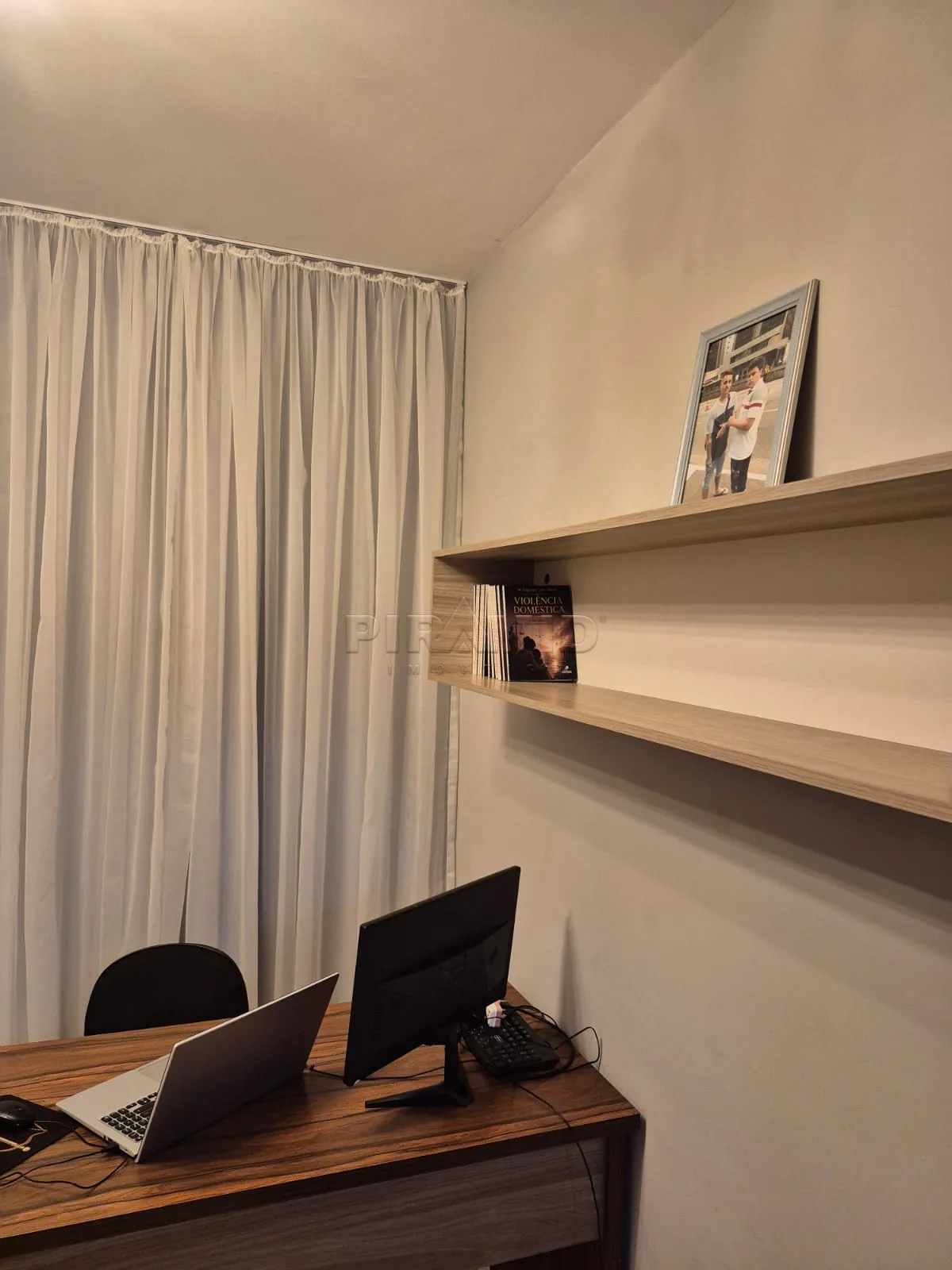 Alugar Apartamento / Padr&atilde;o em Ribeir&atilde;o Preto R$ 1.100,00 - Foto 18