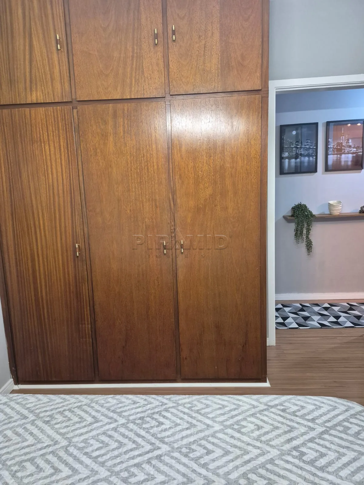 Alugar Apartamento / Padr&atilde;o em Ribeir&atilde;o Preto R$ 1.100,00 - Foto 22